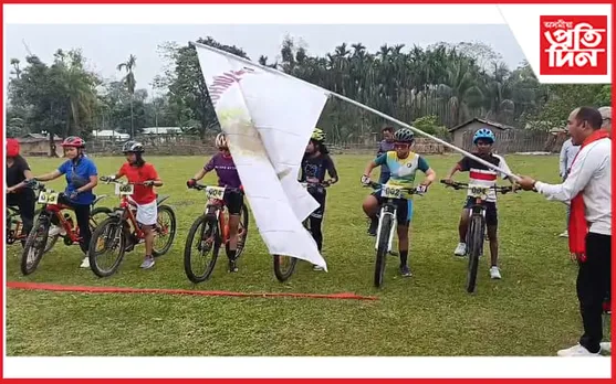 পৰম্পৰাগত ক্ৰীড়া প্ৰতিযোগিতাৰে আৰম্ভ হ'ল বাওঁখুংগ্ৰী মহোৎসৱ