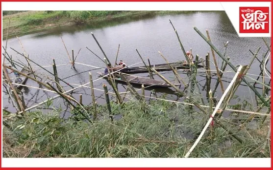 গৰাখহনীয়া!  ভয়াবহ বিপদৰ আশংকাত ত্ৰস্তমান আঠখন গাঁৱৰ ৰাইজ
