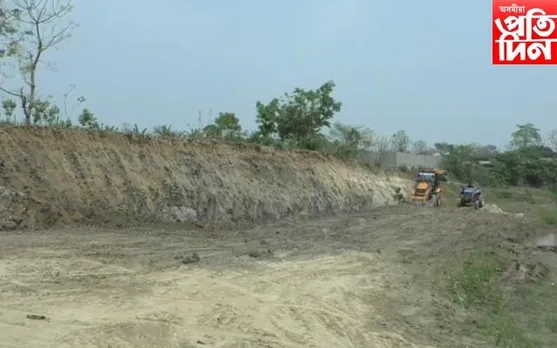 বজালীৰ কালদিয়া নৈত খনন বন্ধ কৰাৰ নিৰ্দেশ বন বিভাগৰ