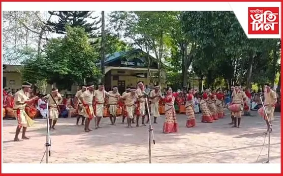 বিহু গীতেৰে মুখৰিত ৰঙাপৰা মহাবিদ্যালয়ৰ বাকৰি..