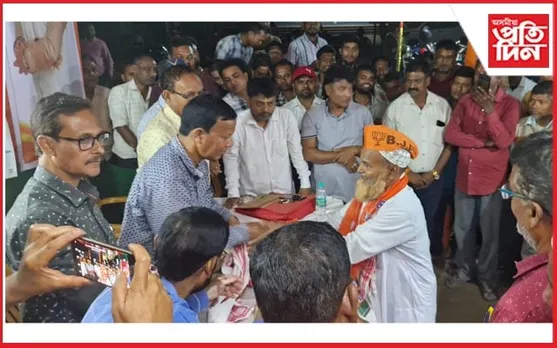 ইটাখোলাত শতাধিক সংখ্যালঘু কংগ্ৰেছী নেতা কৰ্মীৰ বিজেপিত যোগদান