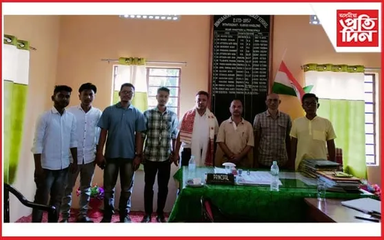 হাওৰাঘাটৰ উচ্চতৰ মাধ্যমিক বিদ্যালয়ৰ নতুন অধ্যক্ষক ছাত্ৰ সন্থাৰ সম্বৰ্ধনা...