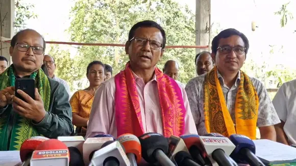 বড়ো জনগোষ্ঠীৰ লোকনৃত্য- লোকবাদ্য-লোককৃষ্টি ভুলকৈ উপস্থাপনঃকোকৰাঝাৰত সংবাদমেল... 