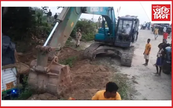 চতিয়াত পথ দুৰ্ঘটনা : ট্ৰাক চালকৰ মৃতদেহ উদ্ধাৰ...
