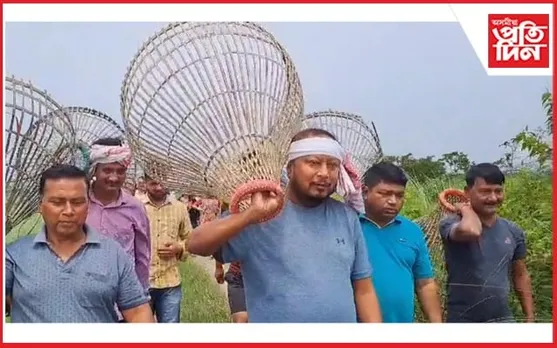 মাছ মাৰি নিৰ্বাচনৰ ভাগৰ পলোৱালে বিধায়ক পদ্ম হাজৰিকাই