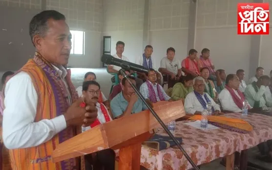 লাংহিনত পদ্মশ্ৰী বঁটা প্ৰাপক সৰ্বেশ্বৰ বসুমতাৰীক সম্বৰ্ধনা... 