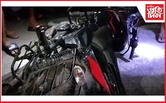 কেন্দুকোনাৰ বামুণ গাঁৱত ভয়ংকৰ পথ দুৰ্ঘটনাঃ থিতাতে নিহত এগৰাকী মহিলা