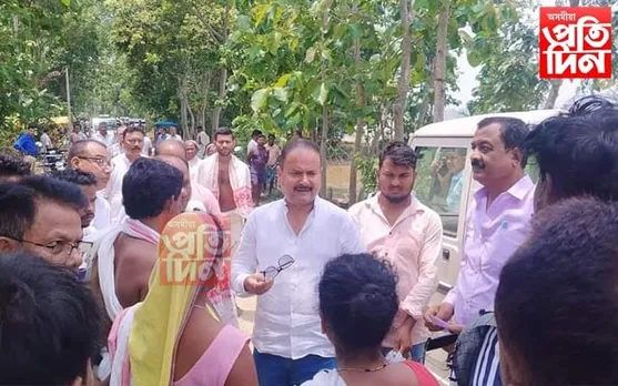 কামপুৰৰ বানত বিধস্ত এলেকা পৰিদৰ্শন বিধায়ক জিতু গোস্বামীৰ... 