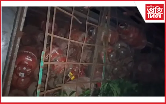 ৰঙাপৰাত ভয়াৱহ পথ দুৰ্ঘটনা: বাগৰি পৰিল চিলিণ্ডাৰ ভৰ্তি ট্ৰাক