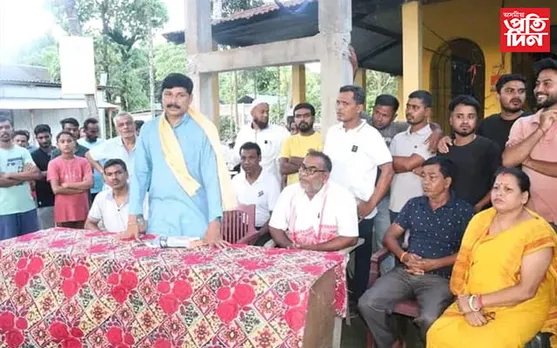 তুলসীবাৰীত ৰাইজৰ সৈতে মত বিনিময় ভৱেশ কলিতাৰ...