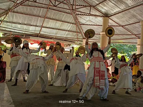 শ্ৰী শ্ৰী ধূৱাহাট বেলগুৰি শাখা সত্ৰত যুৱকৰ ভাগৱত পাঠ  আৰু সত্ৰীয়া সাংস্কৃতিক অনুষ্ঠান