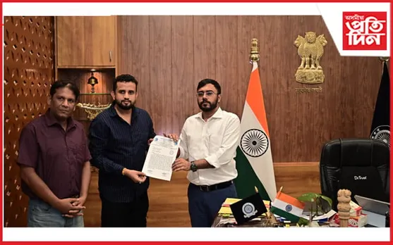 মহিলা চিকিৎসকক শাৰিৰীক নিৰ্যাতন আৰু হত্যাৰ ন্যায় বিচাৰি ৰাষ্ট্ৰপতিলৈ স্মাৰক পত্ৰ