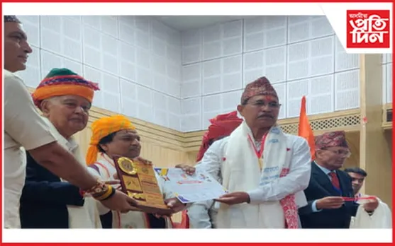 গহপুৰৰ বিশিষ্ট শিক্ষাবিদ ডঃ যুগল বৰালৈ বৈশ্বিক শিক্ষক ৰত্ন এৱাৰ্ড-২০২৪