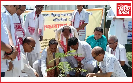 শ্ৰীমন্ত শংকৰদেৱ বিশ্ববিদ্যালয় চৌহদত নিমগছ ৰোপন কাৰ্যসূচী