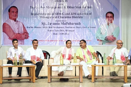 যোৰহাট আৰু গোলাঘাট জিলাৰ বাগিচা কৰ্তৃপক্ষৰ সৈতে মন্ত্ৰী জয়ন্ত মল্লবৰুৱাৰ বৈঠক