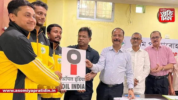 ১৮,২০০ ফুট উচ্চতাৰ মাউন্ট এভাৰেষ্টৰ বেছ কেম্পলৈ যাব অসম পৰ্বতাৰোহণ সন্থাৰ তিনিজন সদস্য...