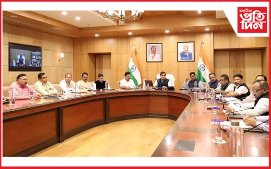 কেবিনেটৰ সিদ্ধান্ত : অনাগত বিধানসভাৰ অধিৱেশনত দাখিল কৰা হ’ব বিপ্লৱ কুমাৰ শৰ্মা তদন্ত আয়োগৰ প্রতিবেদন