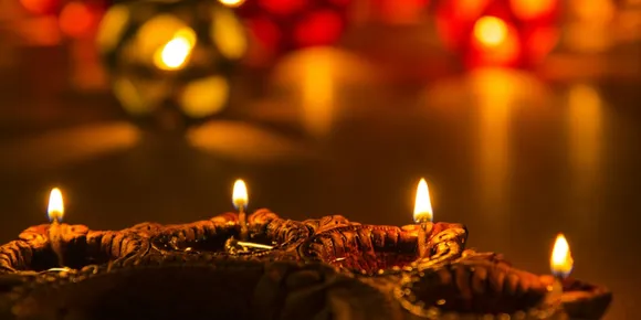 আজি কালী পূজা: ৰাজ্যবাসীয়ে উলহ-মালহেৰে পালন কৰিব পোহৰৰ উৎসৱ দিপাৱলী