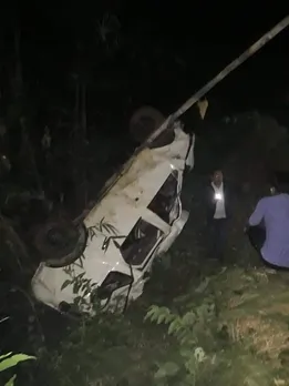 পশ্চিম ছিকিমত ভয়ংকৰ দুৰ্ঘটনা, নিহত ৫