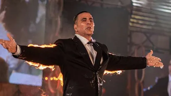 এইবাৰ ডিজিটেল মঞ্চত ভৰি দিব অক্ষয় কুমাৰে!