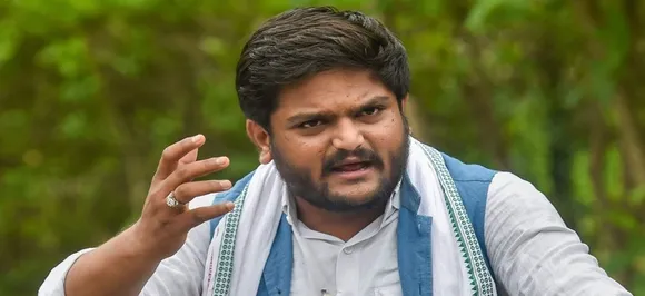 নিৰ্বাচনত প্ৰতিদ্বন্দ্বিতা কৰিব নোৱাৰিব হাৰ্দিক পেটেলে…