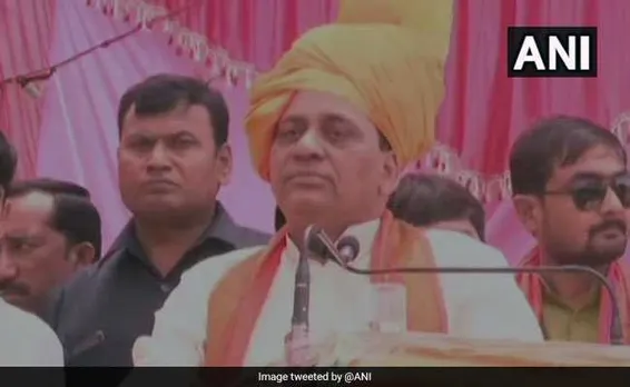 ইন্দিৰা গান্ধী-ছোনীয়া গান্ধীক লৈ আপত্তিজনক মন্তব্য বিজেপি প্ৰাৰ্থীৰ…