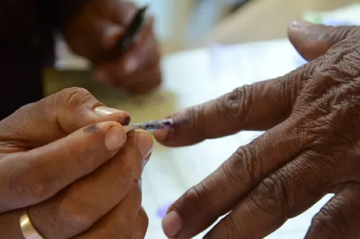 শান্তিপূৰ্ণ ভোটদানৰ বাবে ভোটাৰক ধন্যবাদ গোলাঘাট আৰু ডিব্ৰুগড় জিলা প্ৰশাসনৰ