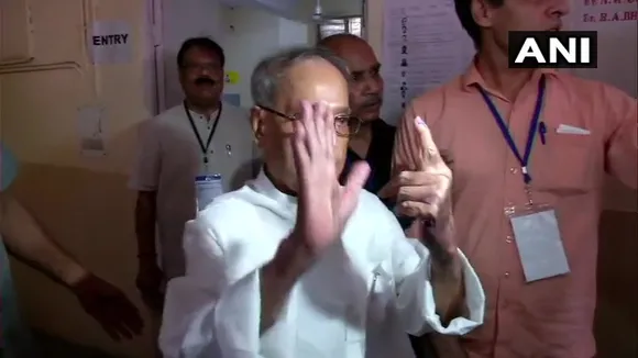 প্ৰাক্তন ৰাষ্ট্ৰপতি প্ৰণৱ মুখাৰ্জীৰ ভোটাধিকাৰ সাব্যস্ত…