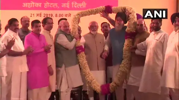 দিল্লীৰ অশোক হোটেলত এনডিএ নেতৃত্বৰ নৈশ ভোজন