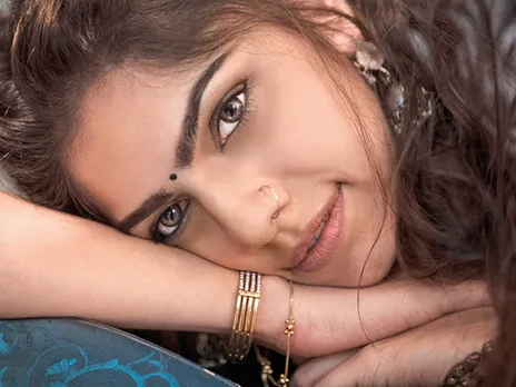 আইনাত চেহেৰাটো চাই ল’, তাৰ পিছত হিৰোইন হ’ব বিচাৰিবিঃ এদিন মাকে কৈছিল শৰমিনক…