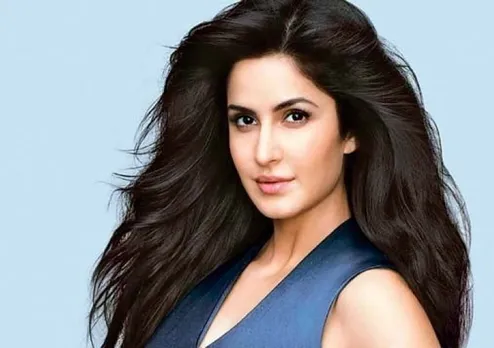 কেট্ৰিনাক লৈ মন্তব্য হৃত্বিকৰ- ‘দেখাতহে সুন্দৰী, ভিতৰি এগৰাকী মজদুৰ…’