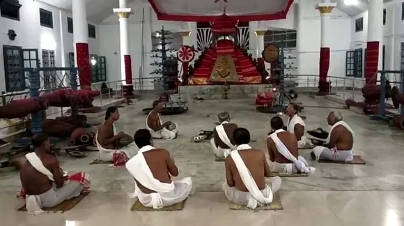 আজিৰে পৰা বটদ্রৱা থানত মহাপুৰুষ শ্ৰীমন্ত শংকৰদেৱৰ তিৰোভাৱ তিথি, গুৰু কীৰ্তন...