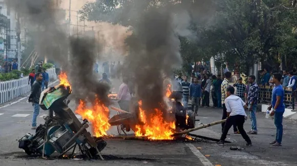 এতিয়াৰ পৰা বন্ধ-প্ৰতিবাদৰ সময়ত গাড়ী-সম্পত্তি নষ্ট কৰিলে ভৰিব লাগিব ক্ষতিপুৰণ, ১০ বছৰ পৰ্যন্ত থাকিব লাগিব কাৰাগাৰত…