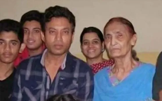 জনপ্ৰিয় অভিনেতা ইৰফান খানৰ মাতৃৰ বিয়োগ, লকডাউনৰ বাবে আবদ্ধ ইৰফানে অন্তিম সময়ত দেখা নাপালে মাতৃক…