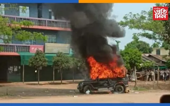 হত্যাকাৰীক কৰায়ত্ত কৰাত ব্যৰ্থ, নেইফিউ ৰিঅ’ৰ চৰকাৰৰ বিৰুদ্ধে ক্ষুব্ধ জনতাই জ্বলালে উপায়ুক্তৰ বাহন…