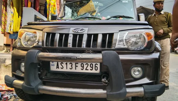 মঙলদৈত পথ দুৰ্ঘটনা! তীব্ৰবেগী গাড়ীৰ খুন্দাত প্ৰাণ গ’ল এজনৰ…
