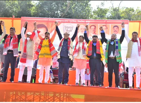 হাজাৰ হাজাৰ সমৰ্থকক লগত লৈ মনোনয়ম পত্ৰ দাখিল ভূবন গামৰ