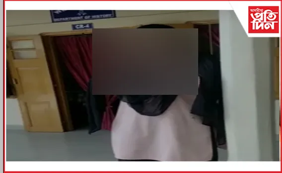 বিপদত বাইদেউ: ছাত্ৰীক উঠা-বহা কৰি শাস্তি দিয়া  অধ্য়াপিকাৰ বিৰুদ্ধে ল’ব ব্যৱস্থা…