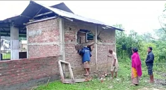 বোকাখাতত বন্যহস্তীৰ সন্ত্ৰাস অব্যাহত…