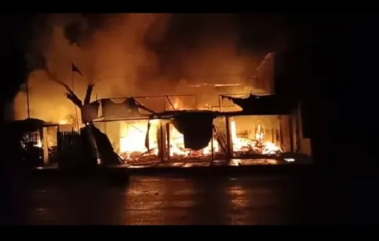 ডুমডুমাৰ লংচোৱালত অগ্নিকাণ্ডৰ ঘটনা, বৃদ্ধা নিহত…