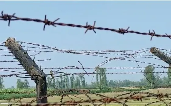 মানকাচৰত BSF ৰ গুলিত চোৰাং গৰু সৰবৰাহকাৰী নিহত…