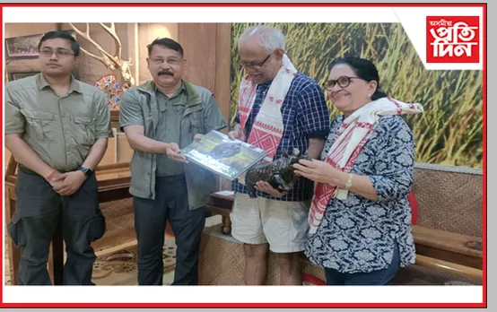 কাজিৰঙা ভ্ৰমণ জ্ঞানপীঠ বঁটা বিজয়ী দামোদৰ ম’জৰ