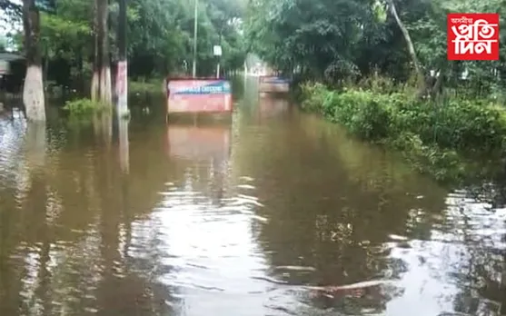 তিনিচুকীয়াৰ গুঁইজান ঘাটত ডিব্ৰু নৈৰ জলপৃষ্ঠ বৃদ্ধি…