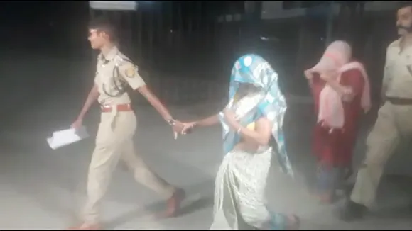 শিশু চুৰি কৰাৰ সন্দেহত ২ মহিলা আটক…