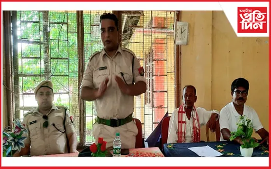 স্বাধীনতা দিৱস উপলক্ষে ঢকুৱাখনা আৰক্ষী-গাঁওৰক্ষী বাহিনীৰ সজাগতামূলক সভা…