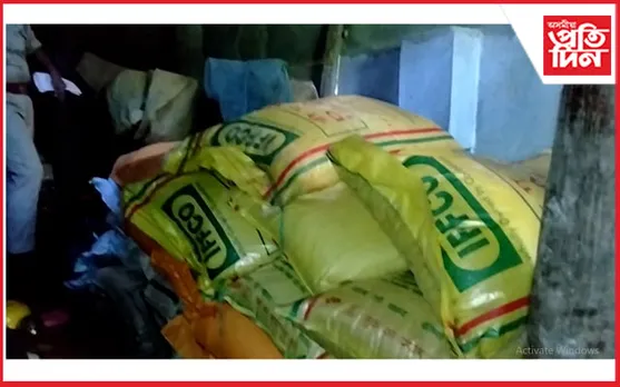 দোকানত নাই সাৰ, ৰান্ধনীঘৰত মজুত কৰি ৰাখে ক’লা ব্যৱসায়ীয়ে…