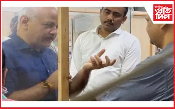 ‘বেংক লকাৰত চি.বি.আয়ে একো নাপালে’ : মনীষ ছিচ’দিয়া…