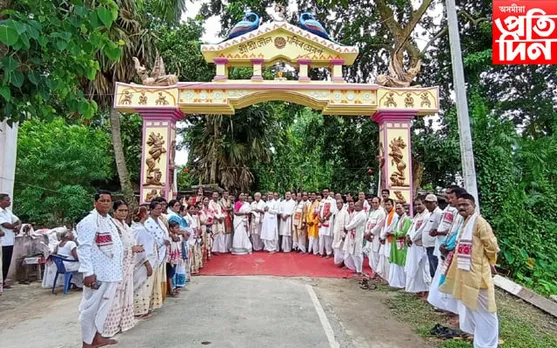 বটদ্ৰৱা দৌল মন্দিৰৰ নৱনিৰ্মিত তোৰণ উন্মোচন…