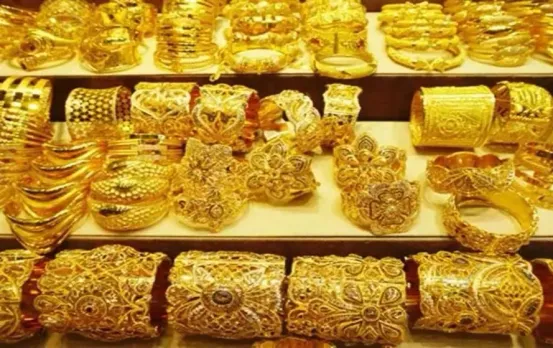 Gold Rate Today: होली के बाद महंगा हुआ सोना, अब 10 ग्राम की इतनी है कीमत, देखें अपने शहर के गोल्ड-सिल्वर का रेट