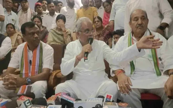 CG Congress Protest Vs BJP